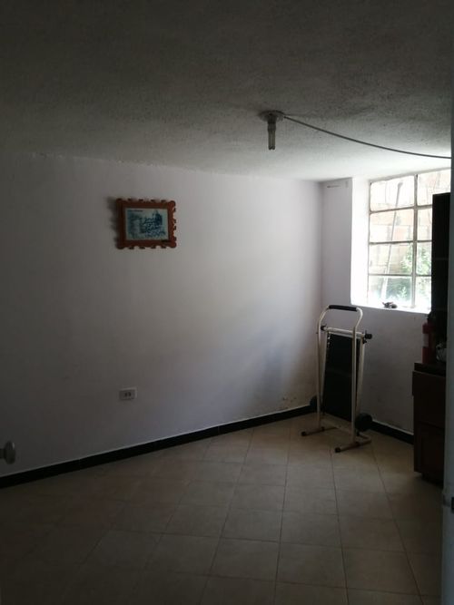 Casa de 5 alcobas en venta en Las Nieves, Tunja, 413 m² · foto 9 de 22