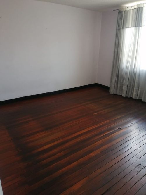 Casa de 5 alcobas en venta en Las Nieves, Tunja, 413 m² · foto 14 de 22