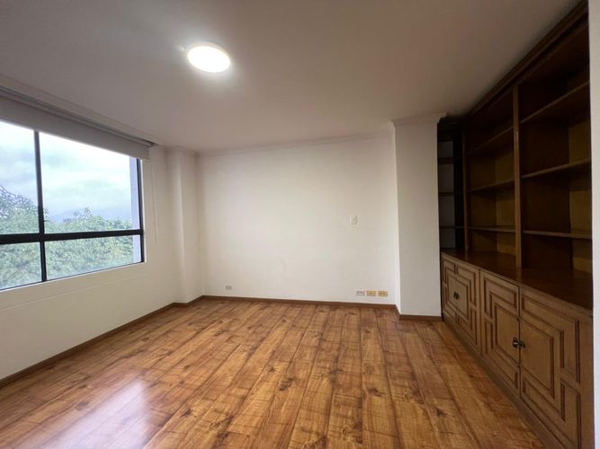 Apartamento de 3 alcobas en arriendo en El Poblado, Medellín, 160 m² · foto 13 de 16