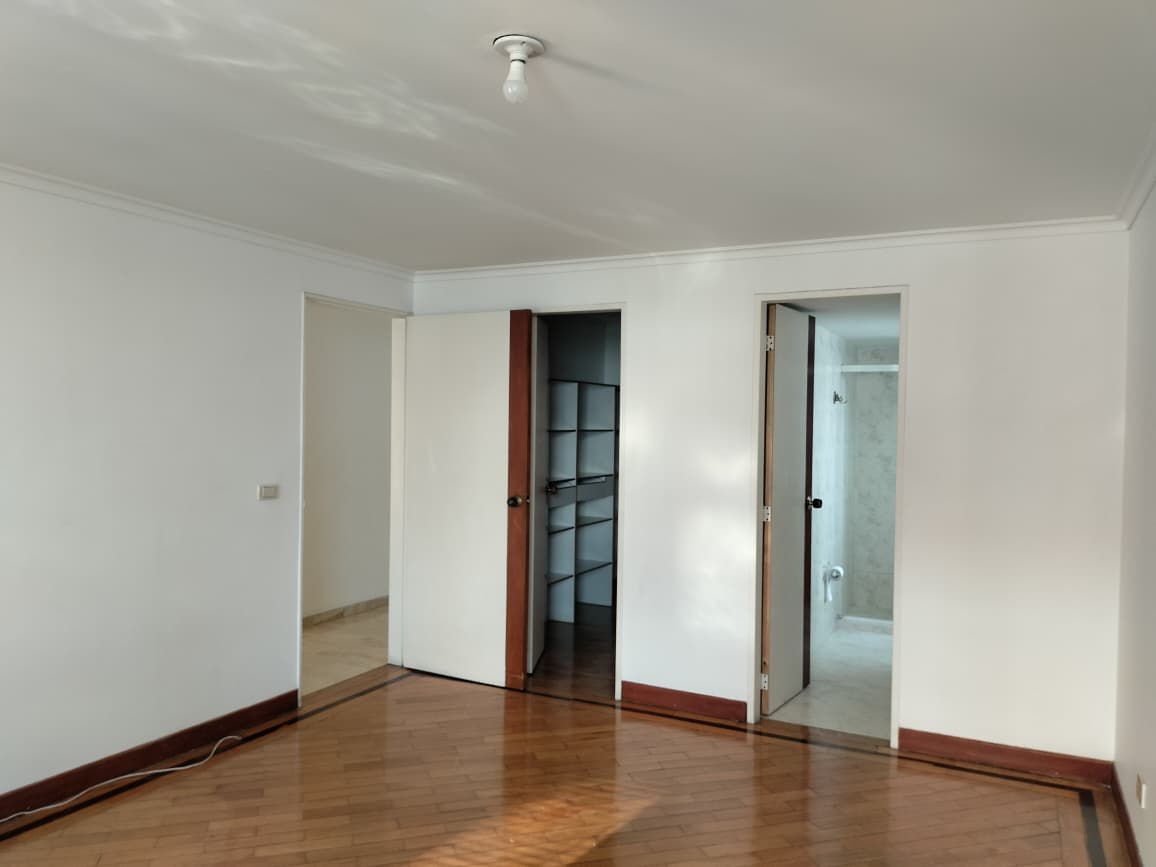 Apartamento en arriendo en El Poblado, Medellín · foto 9 de 19