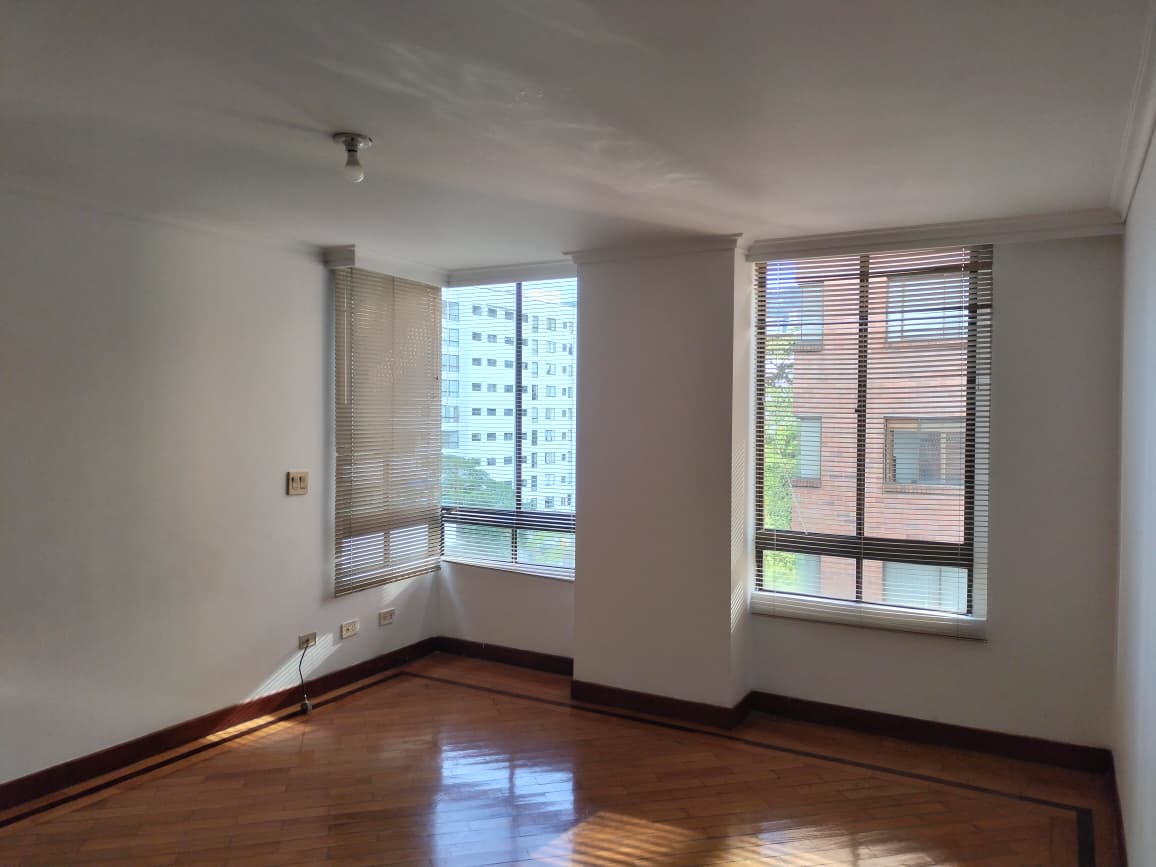 Apartamento en arriendo en El Poblado, Medellín · foto 13 de 19