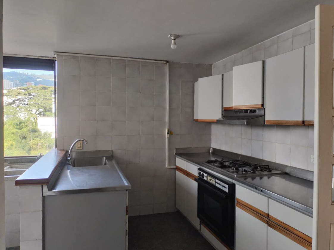 Apartamento en arriendo en El Poblado, Medellín · foto 5 de 19