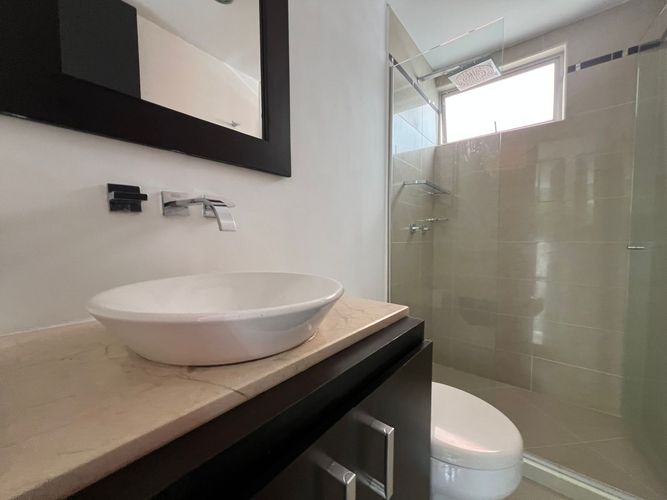 Apartamento de 3 alcobas en arriendo en Cumbres, Envigado, 90 m² · foto 15 de 17