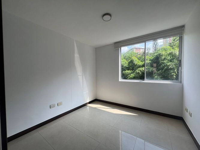 Apartamento de 3 alcobas en arriendo en Cumbres, Envigado, 90 m² · foto 14 de 17