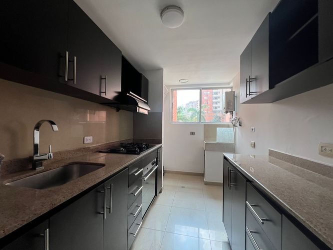 Apartamento de 3 alcobas en arriendo en Cumbres, Envigado, 90 m² · foto 8 de 17