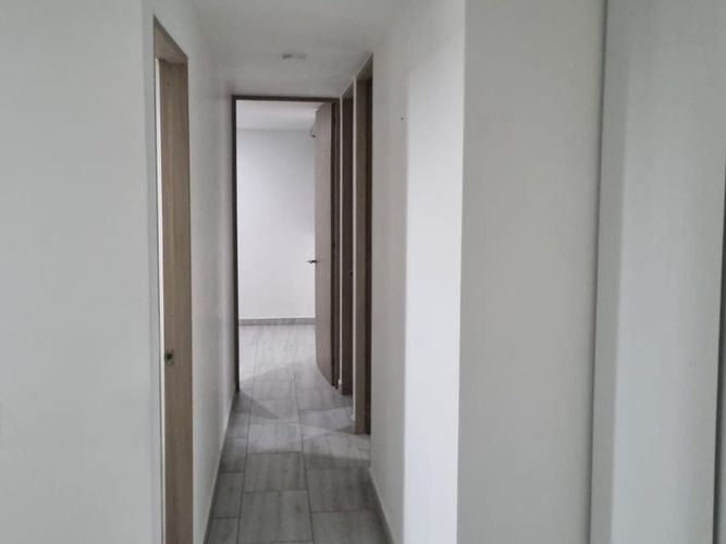 Apartamento de 3 alcobas en venta en El Tambo, La Ceja, 56 m² · foto 5 de 14