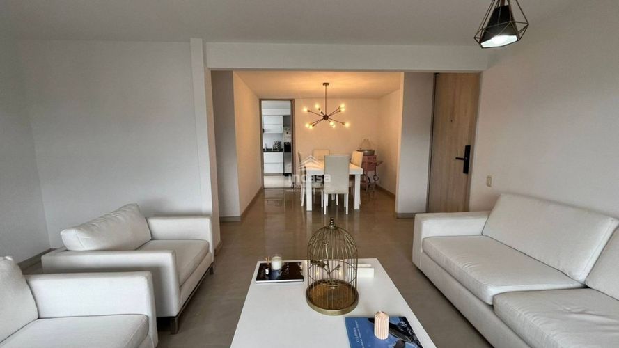 Apartamento de 3 alcobas en venta en Bellavista, Cali, 107 m² · foto 8 de 24