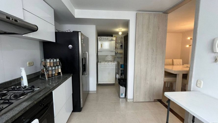 Apartamento de 3 alcobas en venta en Bellavista, Cali, 107 m² · foto 10 de 24