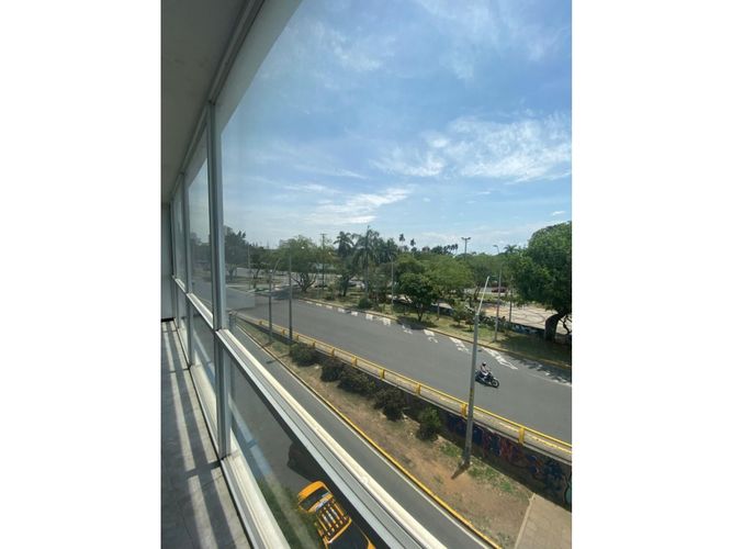 Edificio en arriendo en Cristales, Cali, 1484 m² · foto 19 de 24