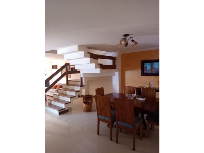 Casa de 5 alcobas en venta en Delicias Norte, Chía, 300 m² · foto 8 de 22