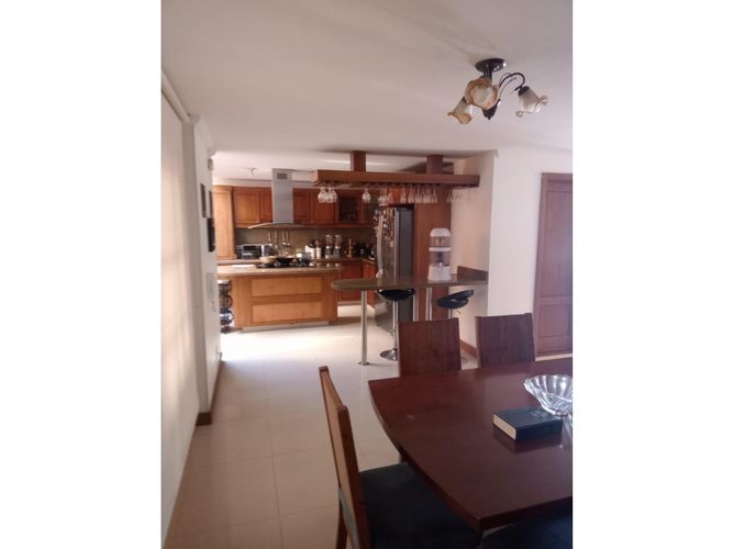 Casa de 5 alcobas en venta en Delicias Norte, Chía, 300 m² · foto 9 de 22