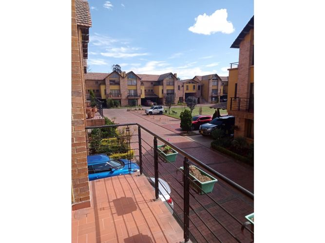 Casa de 5 alcobas en venta en Delicias Norte, Chía, 300 m² · foto 12 de 22