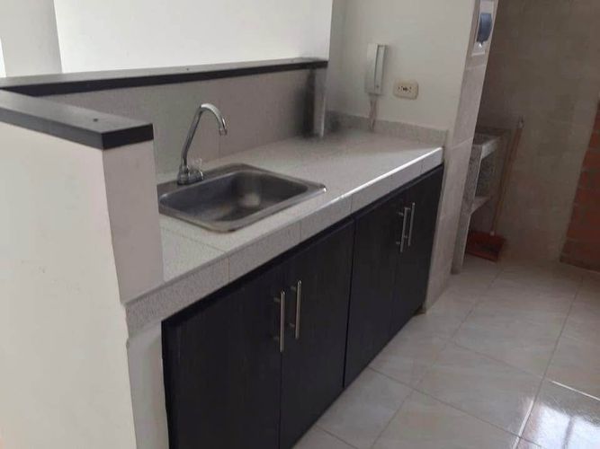 Apartamento de 3 alcobas en venta en Paseo Real Ii, Piedecuesta, 54 m² · foto 4 de 10