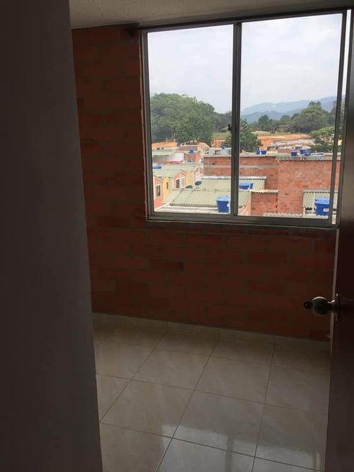 Apartamento de 3 alcobas en venta en Paseo Real Ii, Piedecuesta, 54 m² · foto 6 de 10