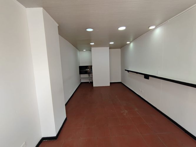 Local en venta en La Argentina, Manizales, 30 m² · foto 9 de 9