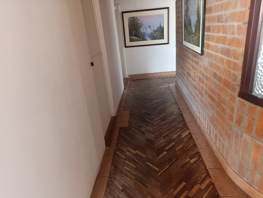 Casa en venta en Santa Teresita, Bogotá · foto 4 de 16
