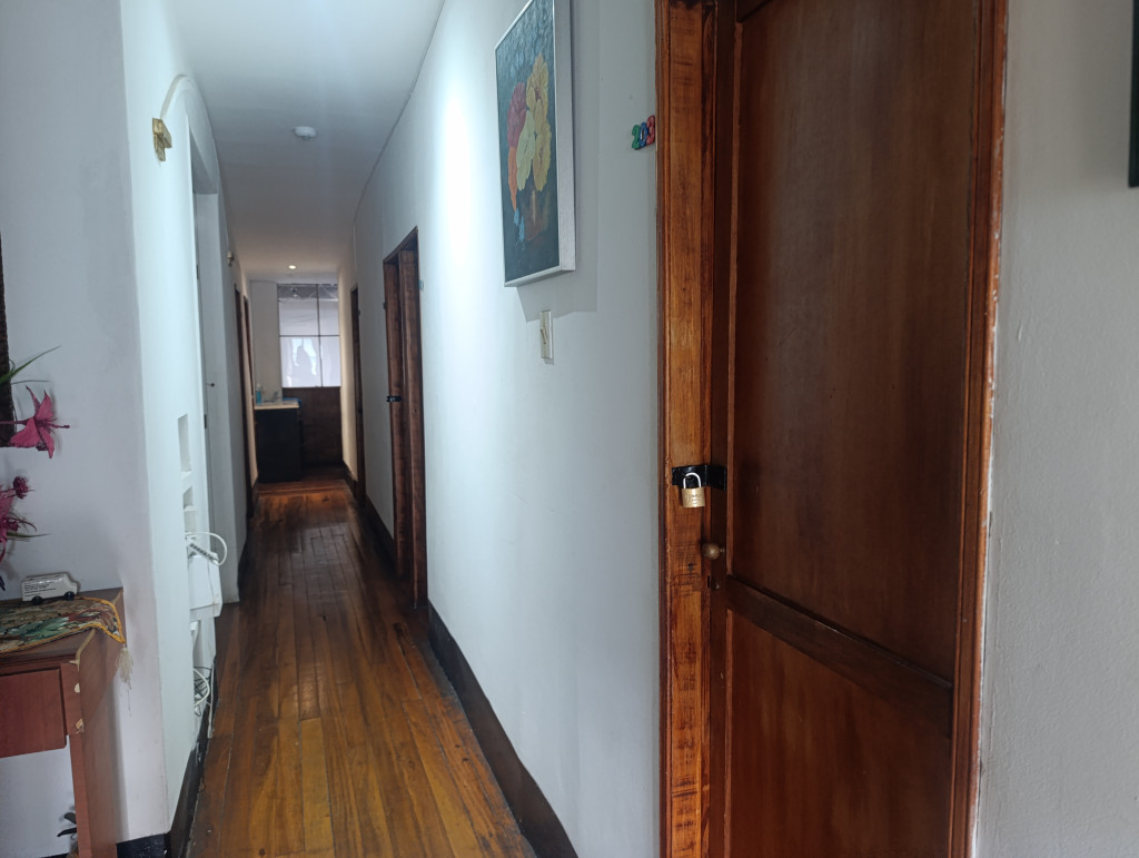 Casa en venta en Santa Teresita, Bogotá · foto 9 de 16