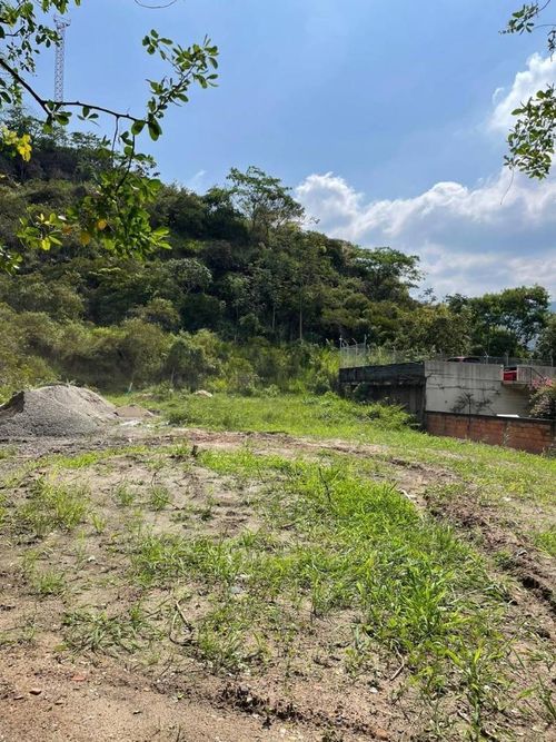 Lote en venta en Sector Cañaveralejo Guadalupe, Cali, 991 m² · foto 11 de 13