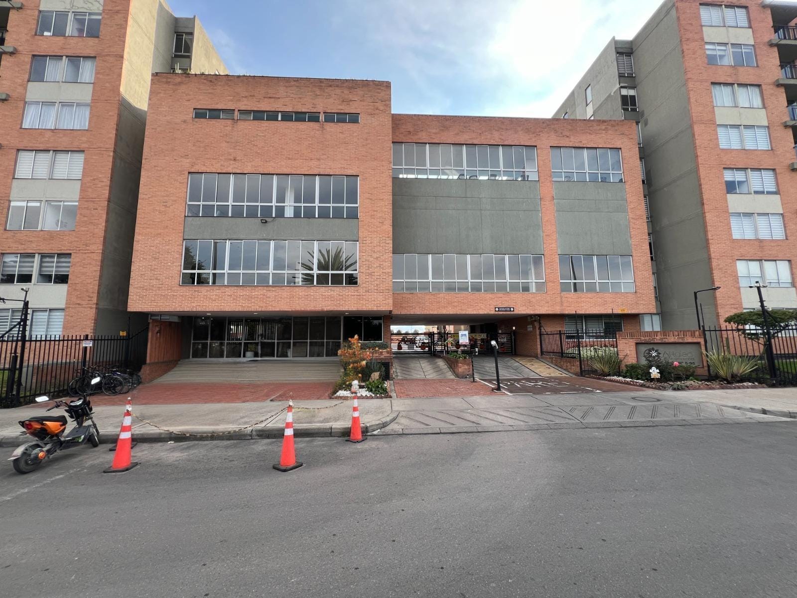 Apartamento en venta en Cr Alejandria Real Viii, Mosquera · foto 2 de 15