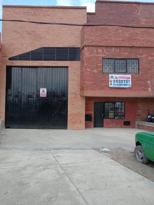 Bodega en arriendo en La Alianza, Cali, 530 m² · foto 2 de 16