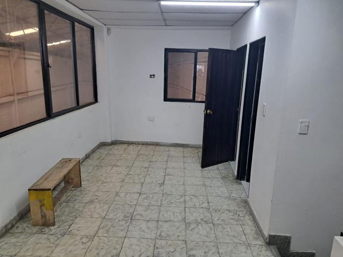 Bodega en arriendo en La Alianza, Cali, 530 m² · foto 12 de 16
