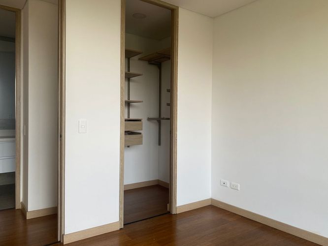 Apartamento de 2 alcobas en arriendo en El Diamante, Medellín, 70 m² · foto 11 de 15