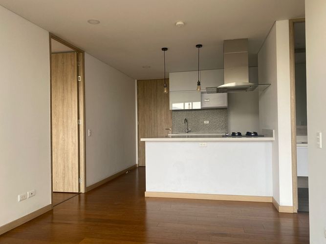 Apartamento de 2 alcobas en arriendo en El Diamante, Medellín, 70 m² · foto 5 de 15