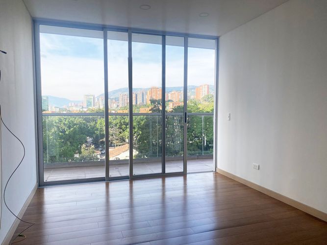 Apartamento de 2 alcobas en arriendo en El Diamante, Medellín, 70 m² · foto 3 de 15