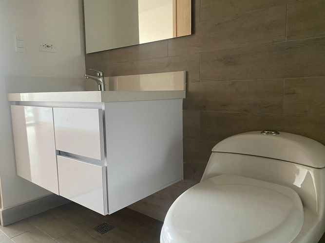 Apartamento de 2 alcobas en arriendo en El Diamante, Medellín, 70 m² · foto 13 de 15