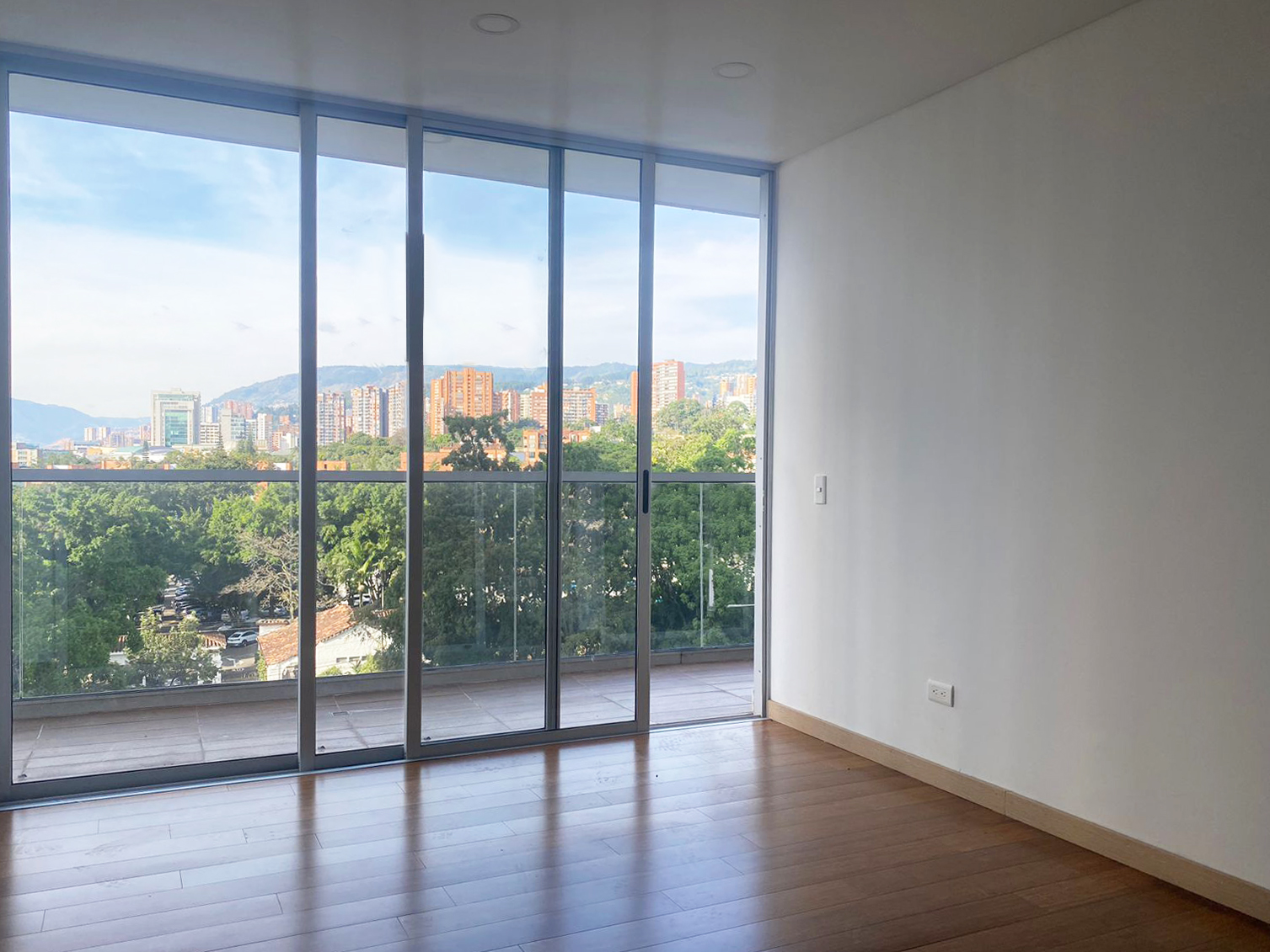 Apartamento en Arriendo en El Diamante, Medellín en El Diamante