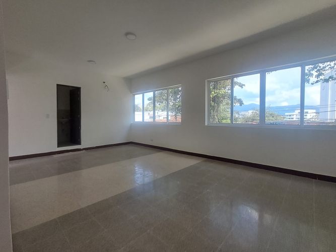 Local en arriendo en Alamos, Pereira, 325 m² · foto 4 de 9