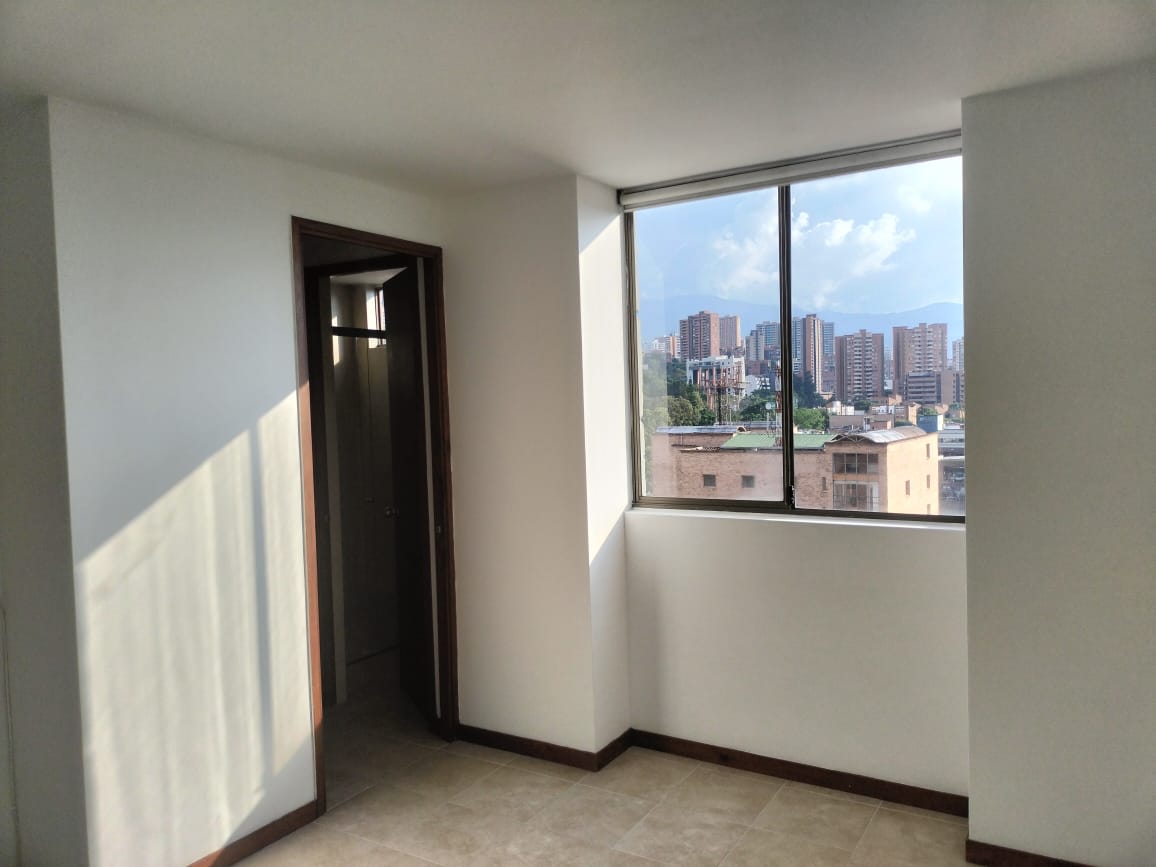 Apartamento en arriendo en El Poblado, Medellín · foto 9 de 12