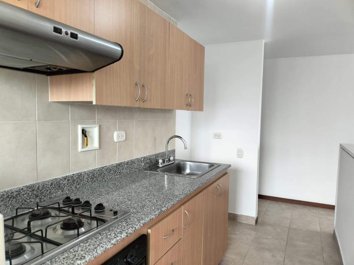 Apartamento en arriendo en El Poblado, Medellín · foto 5 de 12