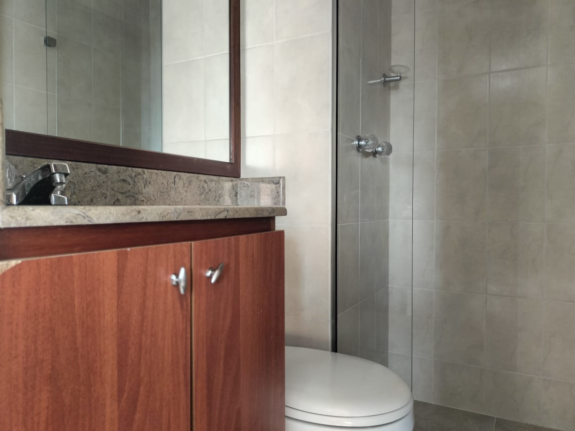 Apartamento en arriendo en El Poblado, Medellín · foto 11 de 12