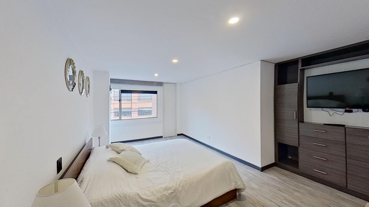 Apartamento en venta en Santa Barbara, Bogotá · foto 8 de 18