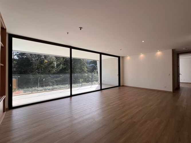 Apartamento de 2 alcobas en venta en Sajonia, Rionegro, 117 m² · foto 2 de 12