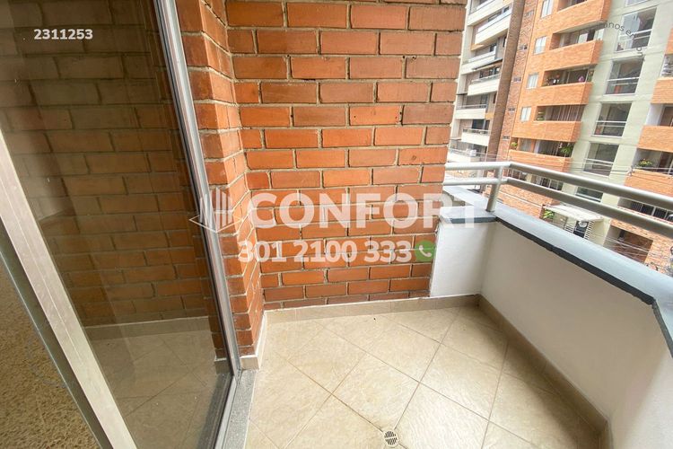 Apartamento de 3 alcobas en arriendo en Las Acacias, Medellín, 150 m² · foto 5 de 19