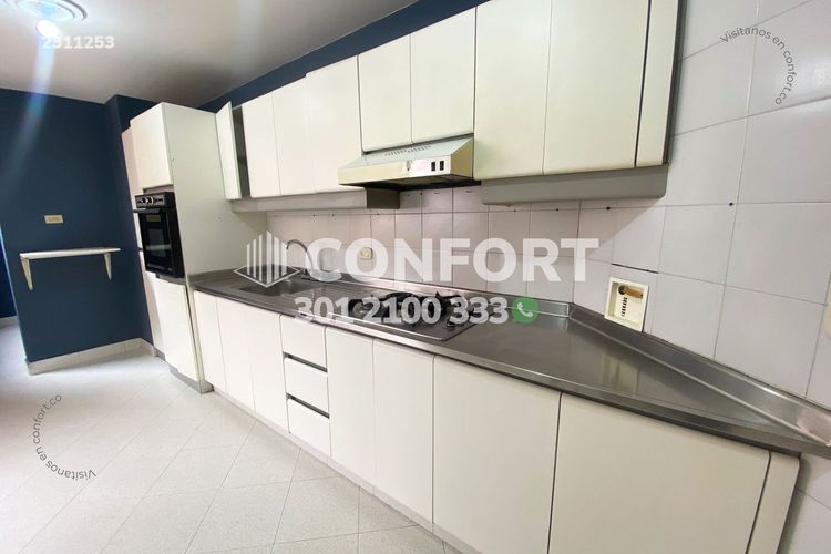 Apartamento de 3 alcobas en arriendo en Las Acacias, Medellín, 150 m² · foto 9 de 19