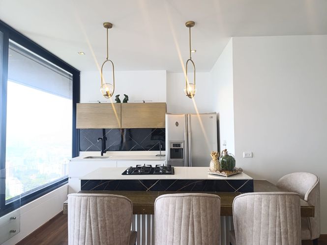 Apartamento de 2 alcobas en venta en El Poblado, Medellín, 85 m² · foto 5 de 17
