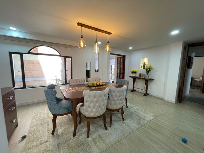 Apartamento de 3 alcobas en venta en Chico Norte, Bogotá, 115 m² · foto 5 de 24