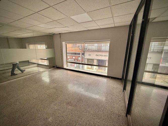 Oficina en venta en Centro, Ibagué, 1270 m² · foto 21 de 24