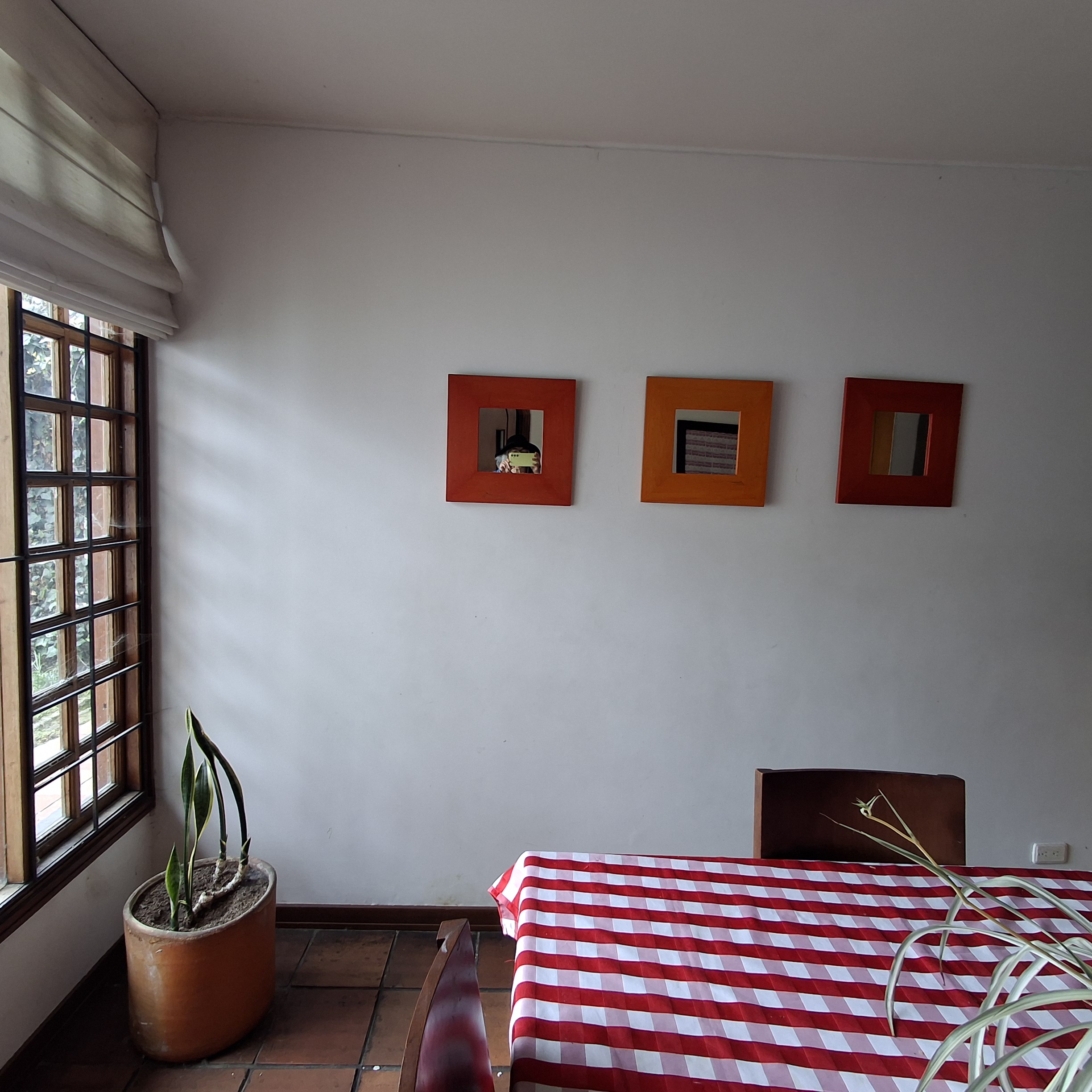 Casa en venta en Alhambra, Bogotá · foto 3 de 24