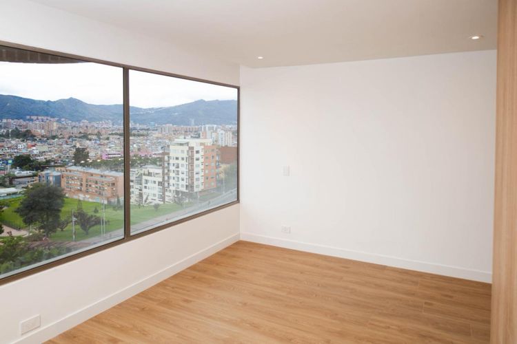 Apartamento de 5 alcobas en venta en Niza Suba, Bogotá, 292 m² · foto 22 de 24