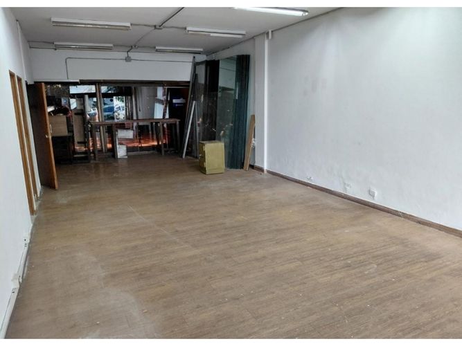 Local en arriendo en La Esmeralda, Envigado, 143 m² · foto 8 de 8