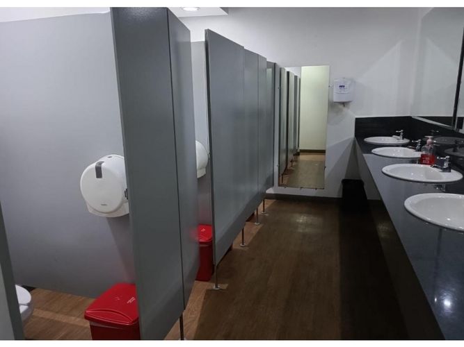 Oficina en arriendo en La Esmeralda, Envigado, 379 m² · foto 5 de 7