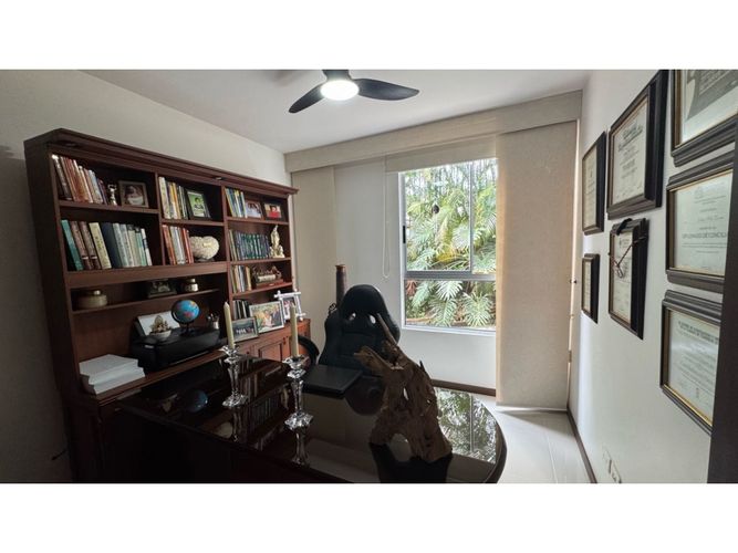 Apartamento de 3 alcobas en venta en Menga, Cali, 116 m² · foto 21 de 24