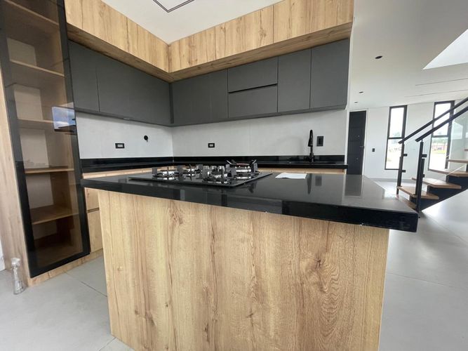 Casa de 2 alcobas en venta en La Ceja, 120 m² · foto 2 de 21