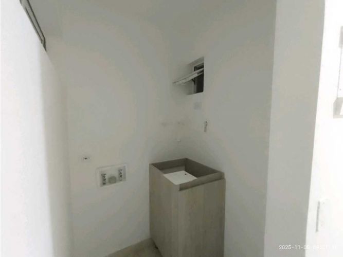 Apartamento de 2 alcobas en venta en La Ceja, 41 m² · foto 2 de 10