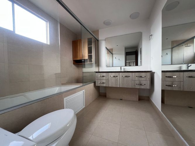 Casa de 4 alcobas en venta en Loma Benedictinos, Envigado, 300 m² · foto 15 de 19