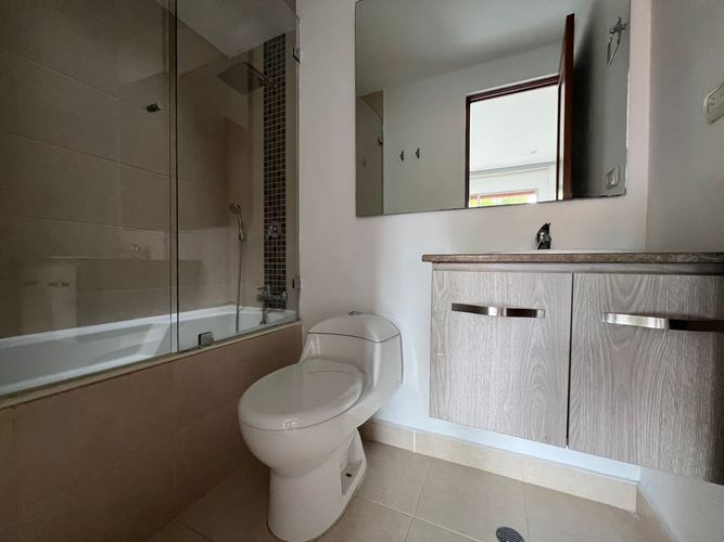 Casa de 4 alcobas en venta en Loma Benedictinos, Envigado, 300 m² · foto 19 de 19